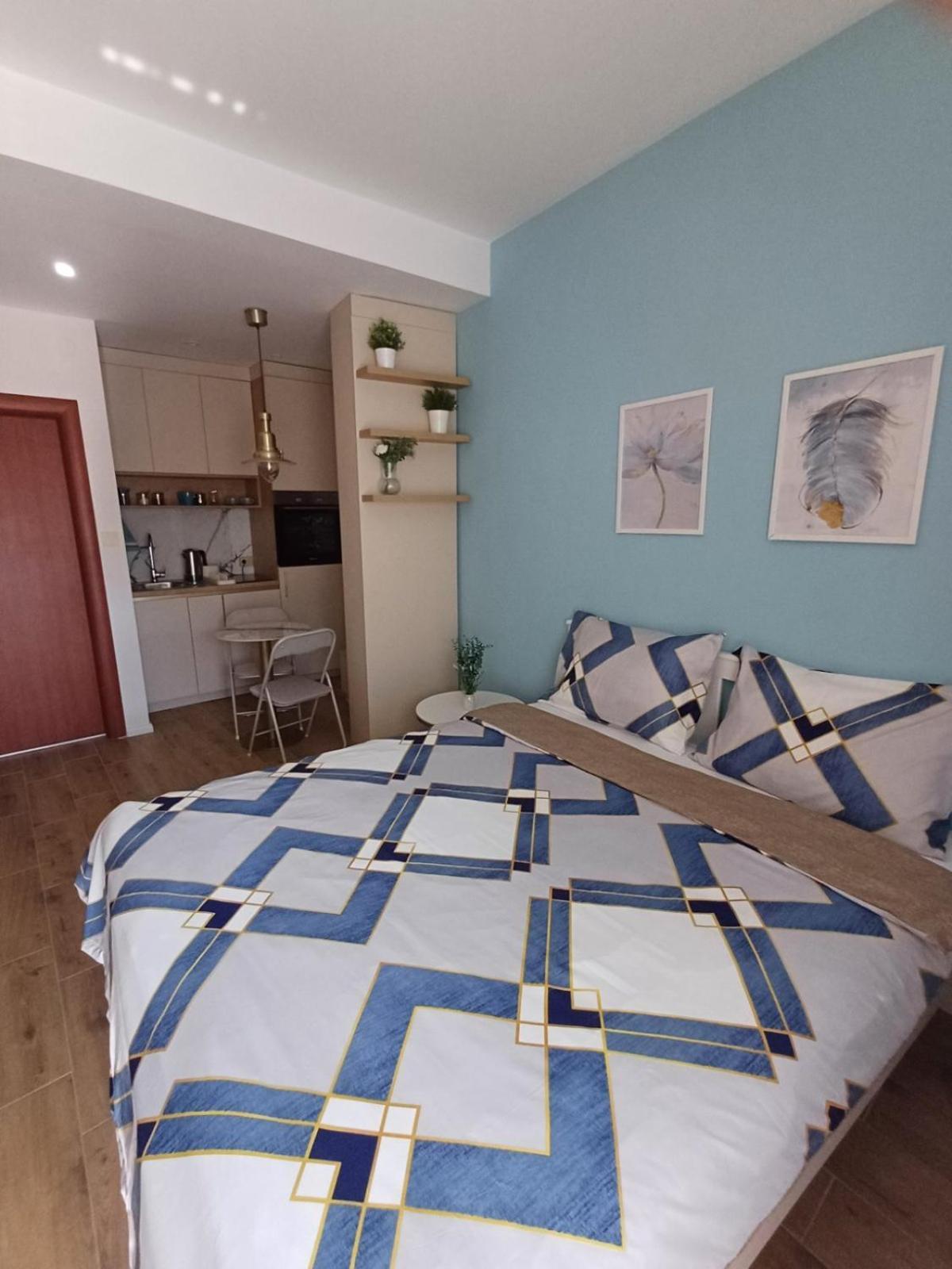 Apartment Centrum - Free Private Parking Нови-Сад Экстерьер фото
