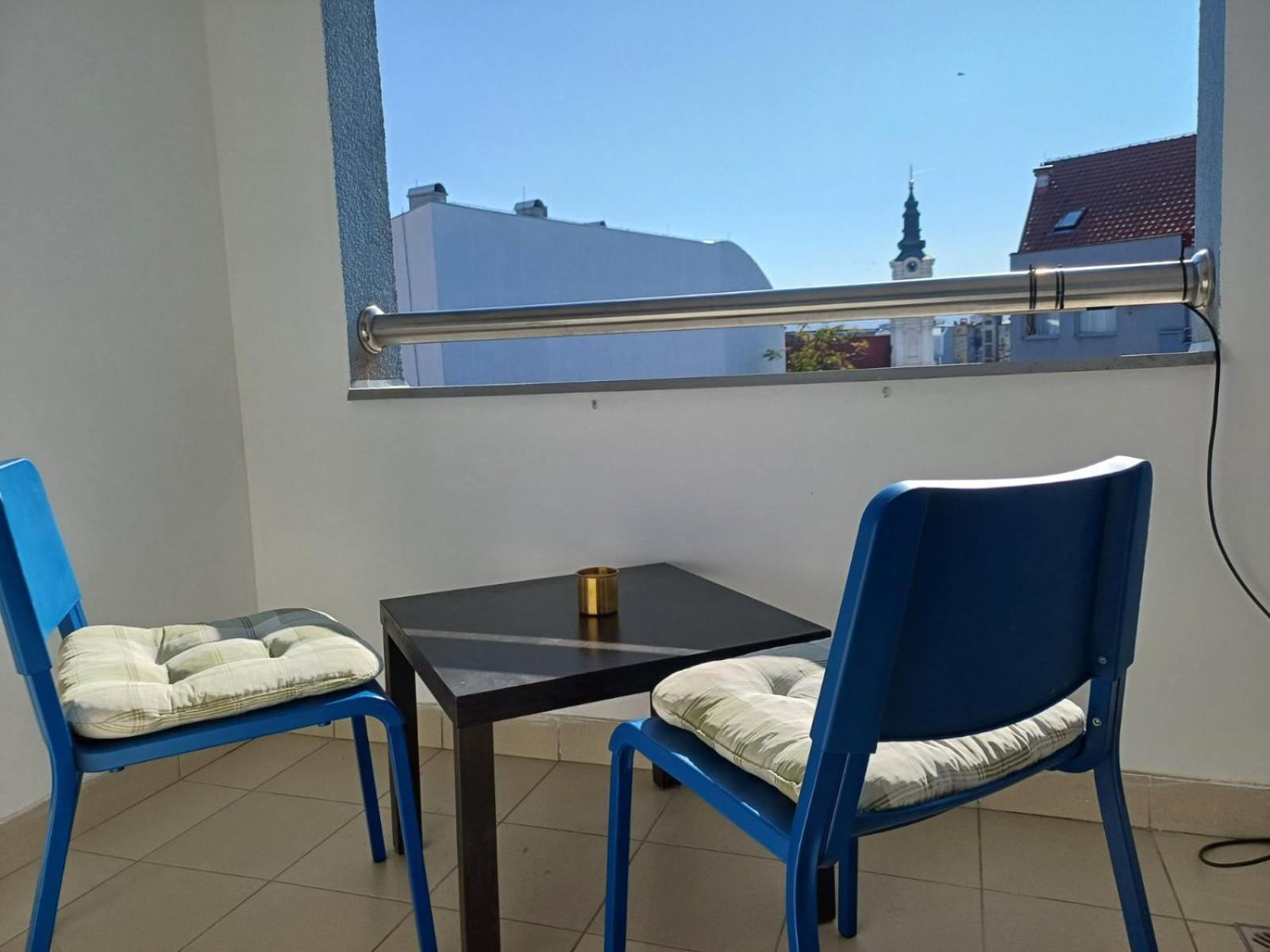 Apartment Centrum - Free Private Parking Нови-Сад Экстерьер фото